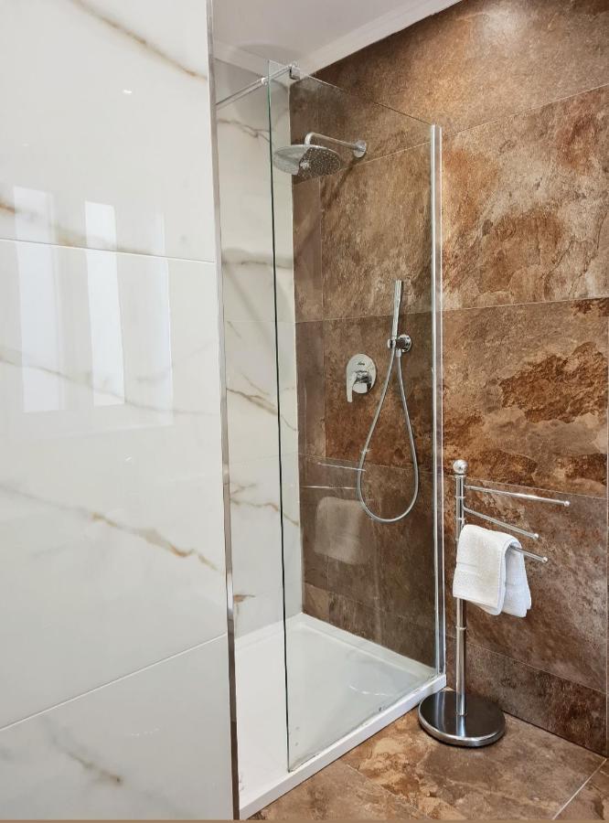 Casa Asti Hotel Валета Екстериор снимка