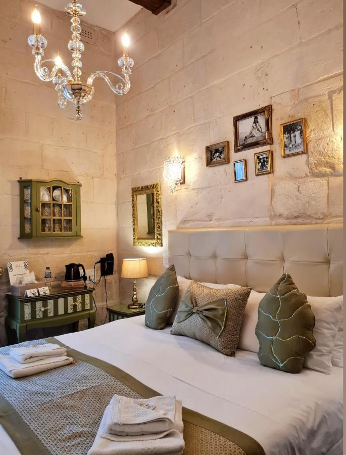 Casa Asti Hotel Валета Екстериор снимка