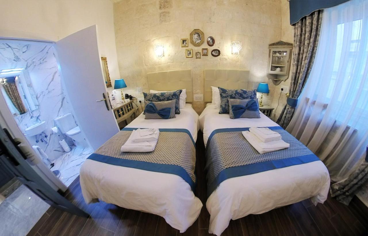 Casa Asti Hotel Валета Екстериор снимка